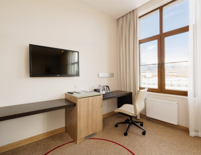 Улучшенный Стандарт с одной двуспальной кроватью - Отель Panorama by Mercure / Меркури Панорама Красная Поляна